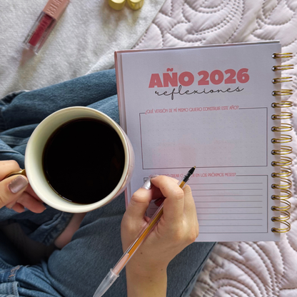 Agenda 2026 con fecha rosa - Tareas diarias 12 meses