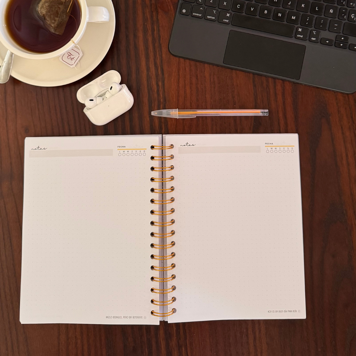 Agenda 2026 con fecha neutra - 12 meses espacio notas liviana