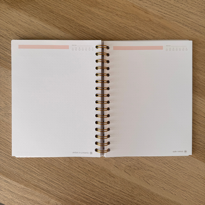 Cuaderno De Notas / Hojas Con Puntos