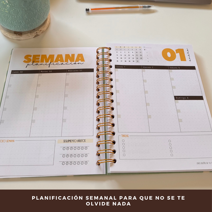 Agenda 2026 con fecha flores - 12 meses espacio notas